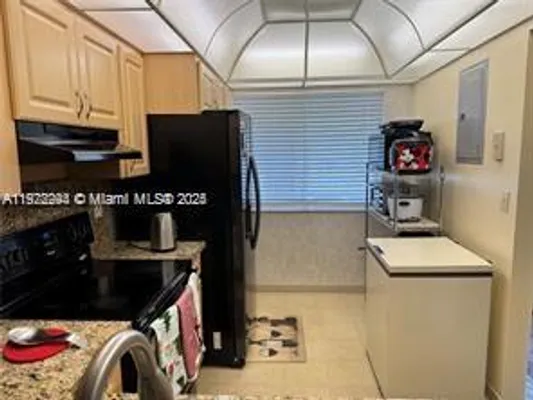 Property Slideshow image 2 of 13 | 3571 inverrary dr 408, Lauderhill, FL, 33319