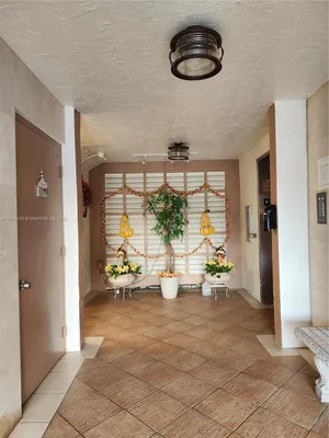 Property Slideshow image 2 of 15 | 7852 trent dr 206, Tamarac, FL, 33321