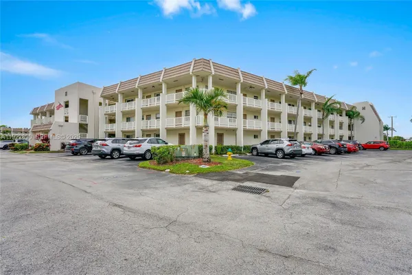 Property Slideshow image 2 of 23 | 6890 royal palm blvd 109h, Margate, FL, 33063
