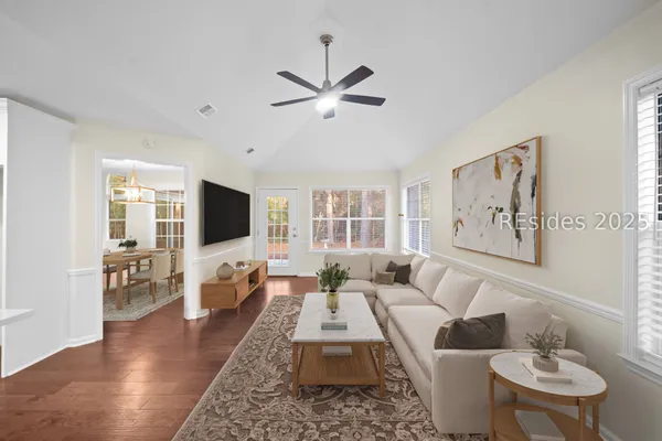 Property Slideshow image 3 of 29 | 39 golden hind dr, Hilton Head Island, SC, 29926