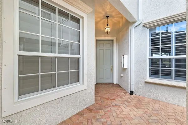 Property Slideshow image 3 of 39 | 9255 museo cir 102, Naples, FL, 34114