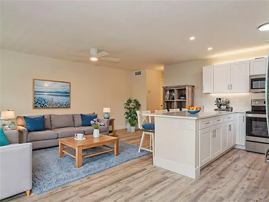 Property Slideshow image 2 of 27 | 31 vista gardens trl 205, Vero Beach, FL, 32962