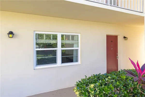 Property Slideshow image 3 of 33 | 12 vista gardens trl 101, Vero Beach, FL, 32962