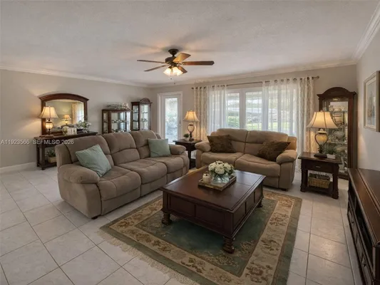 Property Slideshow image 2 of 16 | 4208 nw 47th ct, Tamarac, FL, 33319