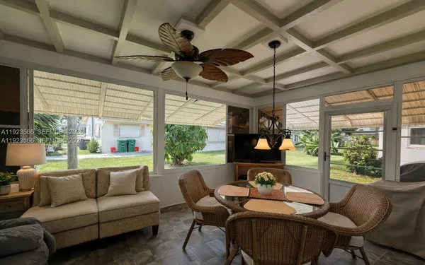 Property Slideshow image 3 of 16 | 4208 nw 47th ct, Tamarac, FL, 33319
