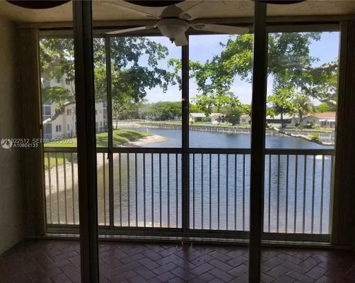 Property Slideshow image 2 of 22 | 9587 weldon cir b203, Tamarac, FL, 33321