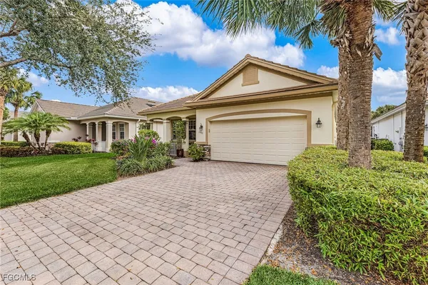 Property Slideshow image 2 of 34 | 3900 lakeview isle ct, Fort Myers, FL, 33905