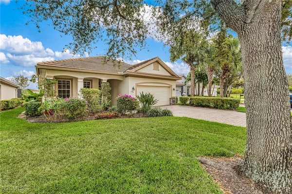 Property Slideshow image 3 of 34 | 3900 lakeview isle ct, Fort Myers, FL, 33905