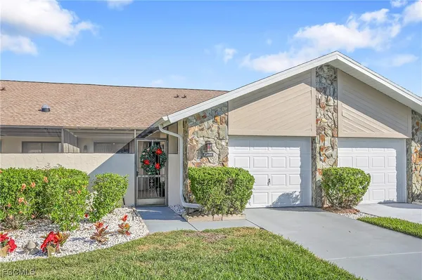 Property Slideshow image 2 of 43 | 12699 cold stream dr, Fort Myers, FL, 33912
