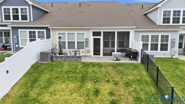 Property Slideshow image 2 of 48 | 9212 cerulean pl, Richmond, VA, 23238