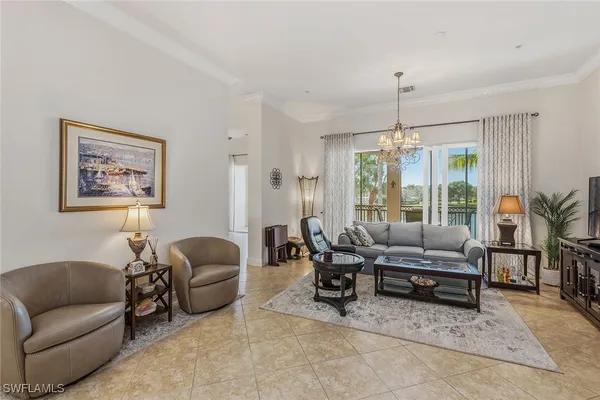 Property Slideshow image 3 of 50 | 9271 museo cir 203, Naples, FL, 34114