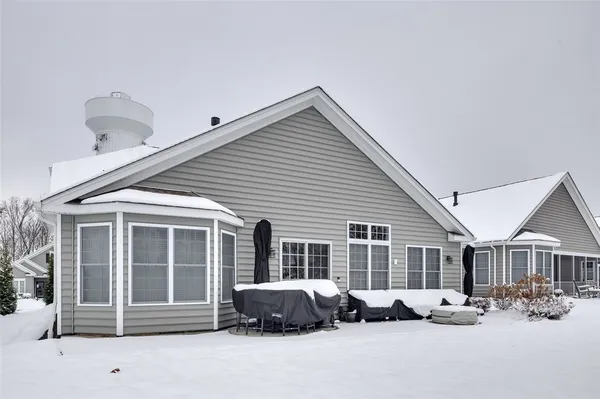 Property Slideshow image 3 of 43 | 288 jefferson ln, Cranberry Twp, PA, 16066