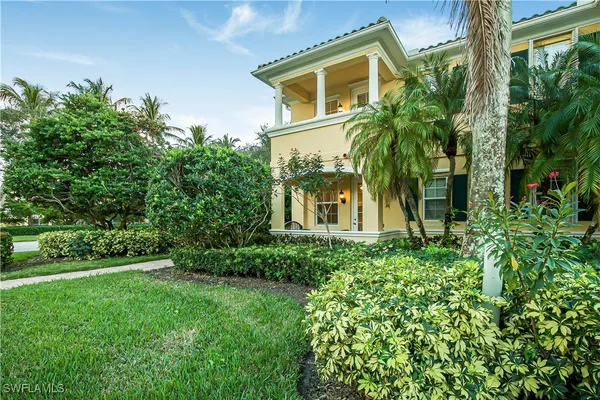 Property Slideshow image 3 of 41 | 7201 bellini way, Naples, FL, 34114