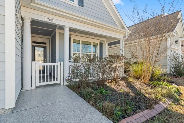 Property Slideshow image 3 of 40 | 1709 maplecress way, Myrtle Beach, SC, 29577