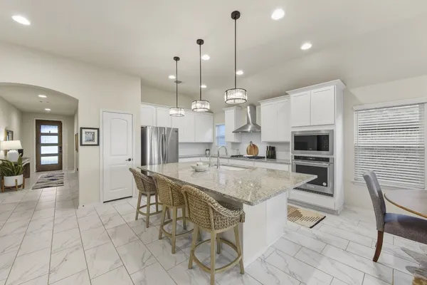 Property Slideshow image 3 of 25 | 2210 steerhead trl, New Braunfels, TX, 78132