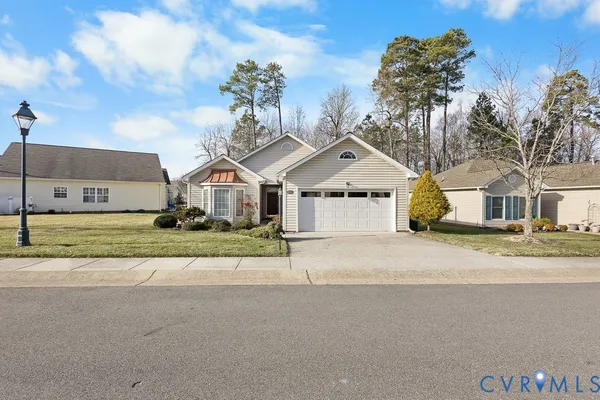 Property Slideshow image 3 of 41 | 4221 english holly cir, Henrico, VA, 23294
