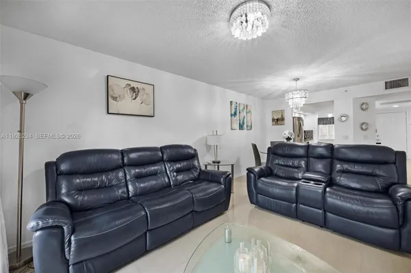 Property Slideshow image 3 of 33 | 900 sw 142nd ave 306l, Pembroke Pines, FL, 33027