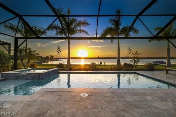 Property Slideshow image 2 of 50 | 13670 blue bay cir, Fort Myers, FL, 33913