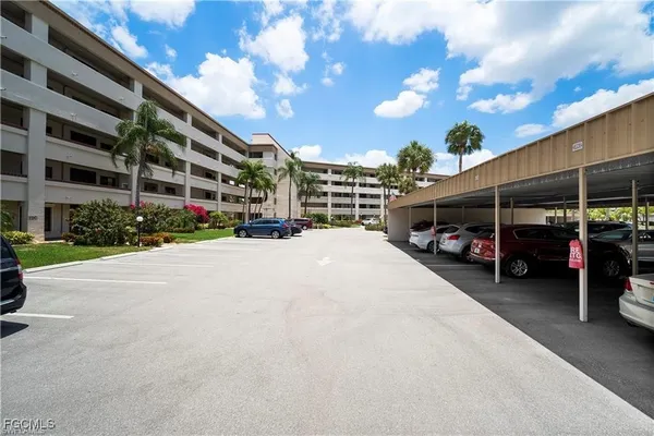 Property Slideshow image 2 of 44 | 7430 lake breeze dr 402, Fort Myers, FL, 33907