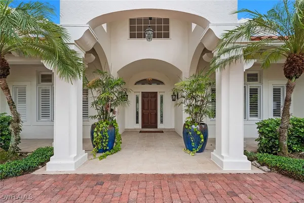 Property Slideshow image 3 of 45 | 709 jamestown ln, Naples, FL, 34108