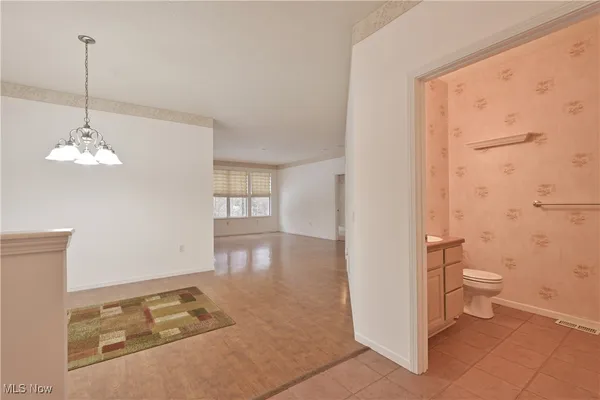 Property Slideshow image 3 of 28 | 1908 pembrooke ln, Avon, OH, 44011