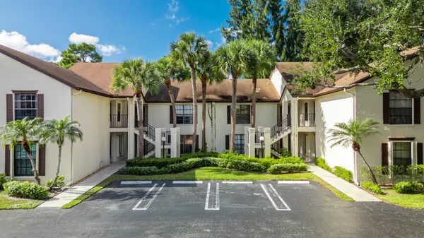 Property Slideshow image 2 of 39 | 3233 perimeter dr 2511, ,, FL, 33467