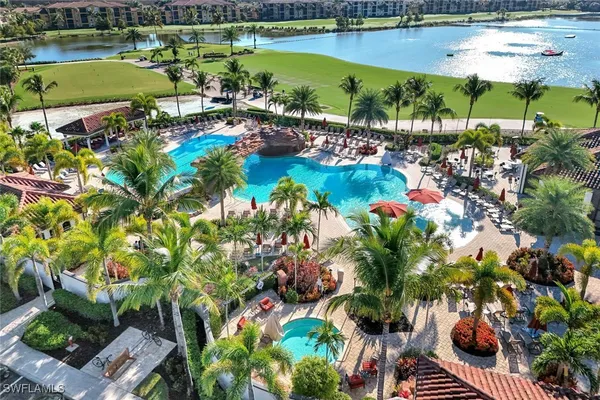 Property Slideshow image 2 of 42 | 17300 cherrywood ct 6204, Bonita Springs, FL, 34135