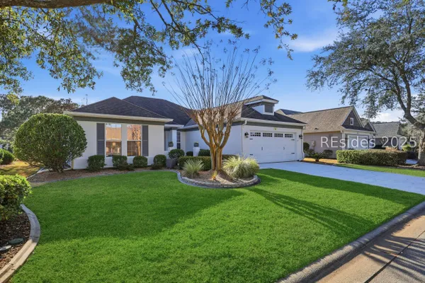 Property Slideshow image 3 of 48 | 19 hampton cir, Bluffton, SC, 29909