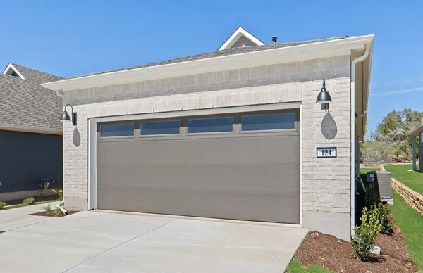 Property Slideshow image 2 of 25 | 124 kimberwick ct, Georgetown, TX, 78633