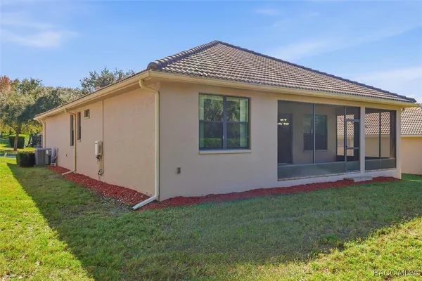 Property Slideshow image 3 of 48 | 1027 w skyview crossing dr, Hernando, FL, 34442