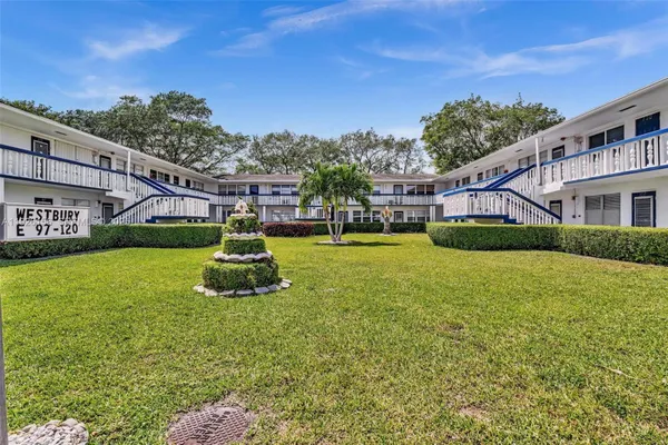 Property Slideshow image 2 of 37 | 117 westbury e unit e, Deerfield Beach, FL, 33442
