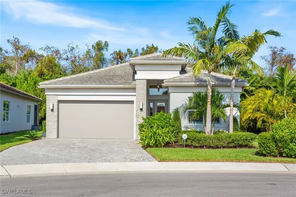 Property Slideshow image 2 of 50 | 11409 jacaranda dr, Naples, FL, 34120