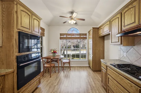 Property Slideshow image 3 of 29 | 715 enchanted rock trl, Georgetown, TX, 78633