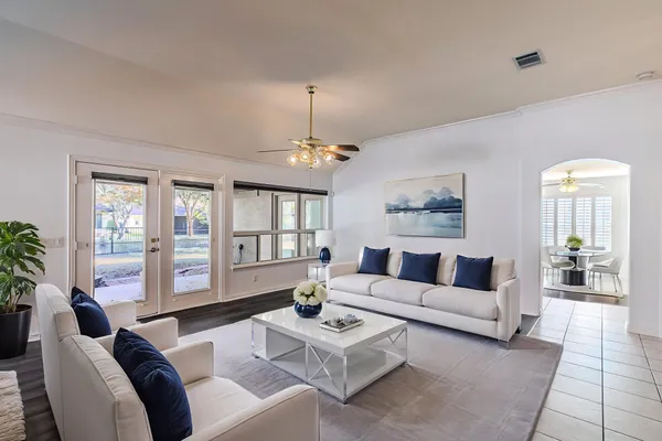 Property Slideshow image 3 of 31 | 9505 trailwood dr, Denton, TX, 76207