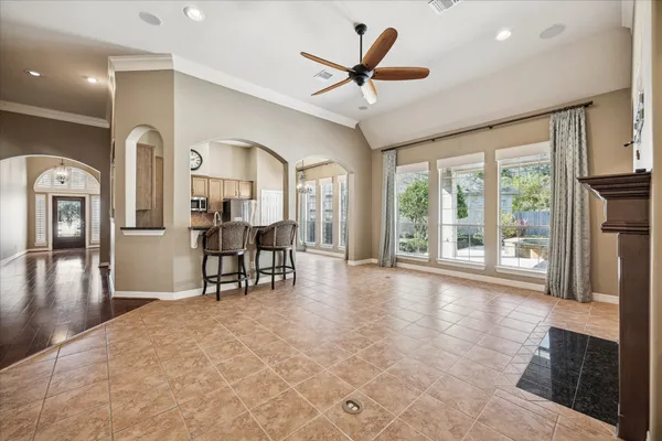 Property Slideshow image 3 of 23 | 5203 juniper terrace ln, Katy, TX, 77494