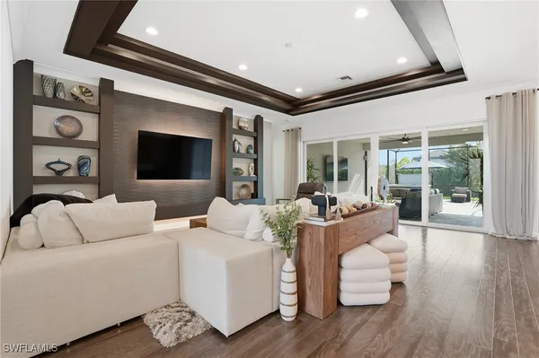 Property Slideshow image 2 of 49 | 11648 periwinkle dr, Naples, FL, 34120