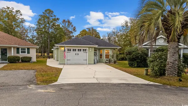 Property Slideshow image 2 of 40 | 6472 sweet gum trl, Myrtle Beach, SC, 29588
