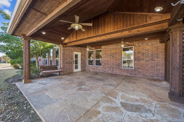 Property Slideshow image 2 of 34 | 1728 hacienda heights ln, Frisco, TX, 75036