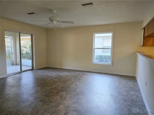 Property Slideshow image 3 of 26 | 6456 w cannondale dr, Crystal River, FL, 34429