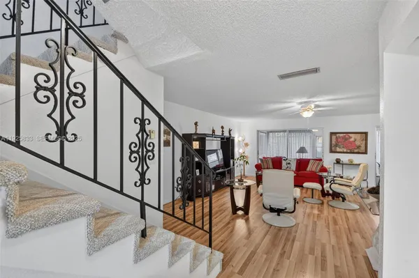 Property Slideshow image 2 of 51 | 820 salem ln b, Lake Worth, FL, 33467