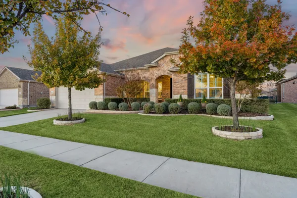 Property Slideshow image 2 of 40 | 1668 marina point ct, Frisco, TX, 75036