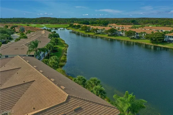 Property Slideshow image 2 of 26 | 9618 hemingway ln apt 3903, Fort Myers, FL, 33913