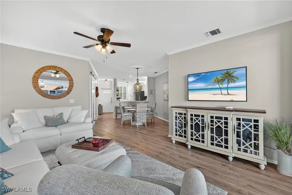 Property Slideshow image 2 of 25 | 8355 excalibur cir l3, Naples, FL, 34108