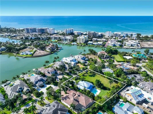 Property Slideshow image 2 of 46 | 331 spring line dr, Naples, FL, 34102