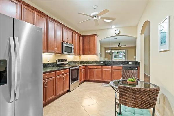 Property Slideshow image 3 of 36 | 6405 oxford cir unit 102b, Vero Beach, FL, 32966
