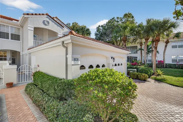 Property Slideshow image 2 of 26 | 8315 excalibur cir apt p11, Naples, FL, 34108