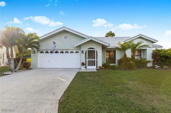 Property Slideshow image 2 of 33 | 12820 dornoch ct, Fort Myers, FL, 33912