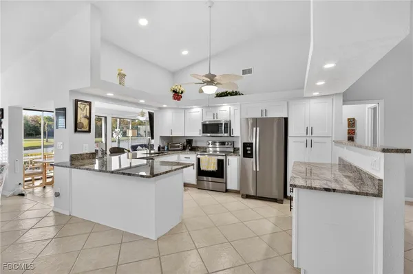 Property Slideshow image 3 of 33 | 12820 dornoch ct, Fort Myers, FL, 33912
