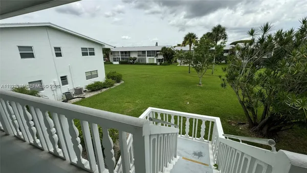 Property Slideshow image 3 of 23 | 163 coventry g 163, West Palm Beach, FL, 33417