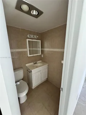 Property Slideshow image 2 of 20 | 18 hastings b 18, West Palm Beach, FL, 33417